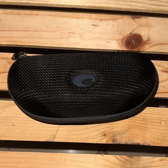 Costa Other - Costa Del Mar Sunglasses Hard Shell Case With Zipper Clousure